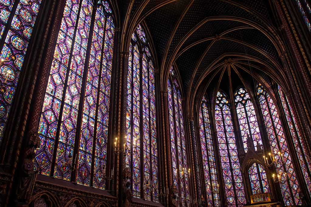 Image of the interior of Sainte Capelle Paris 