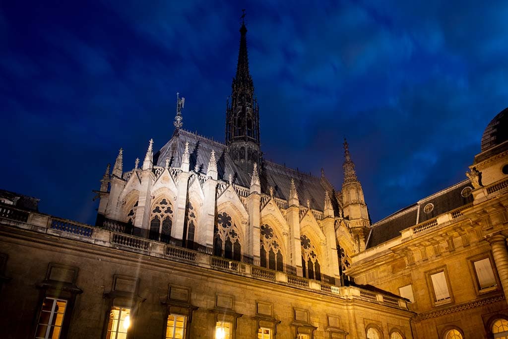 Image of exterior of La Sainte Chapelle Paris