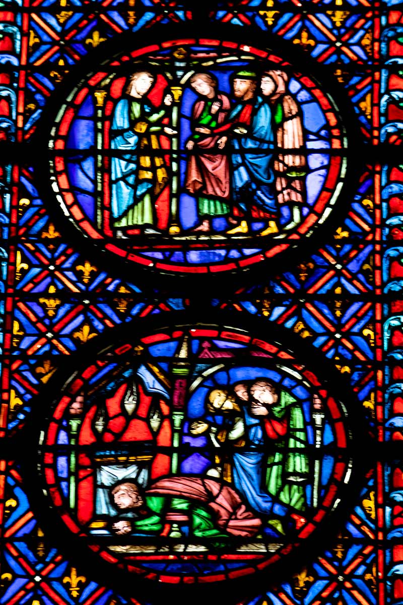 Image of stained glass panels in Sainte Chapelle Paris