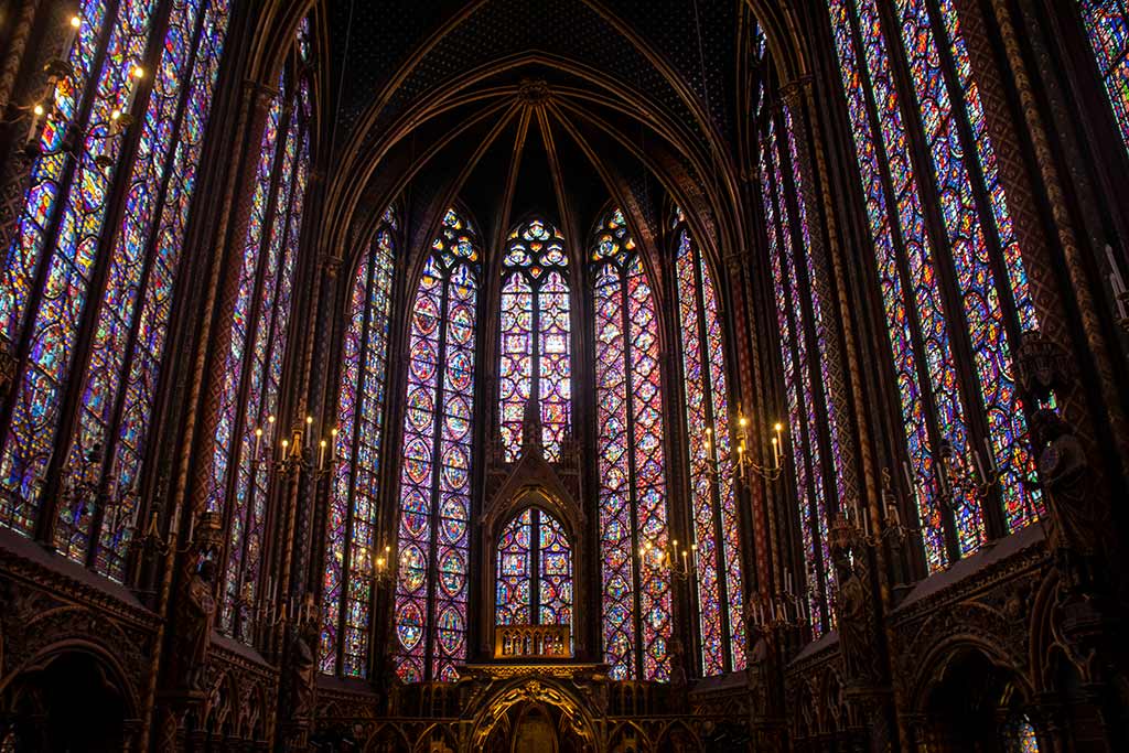 Image of apse windows in Sainte Chapelle Paris