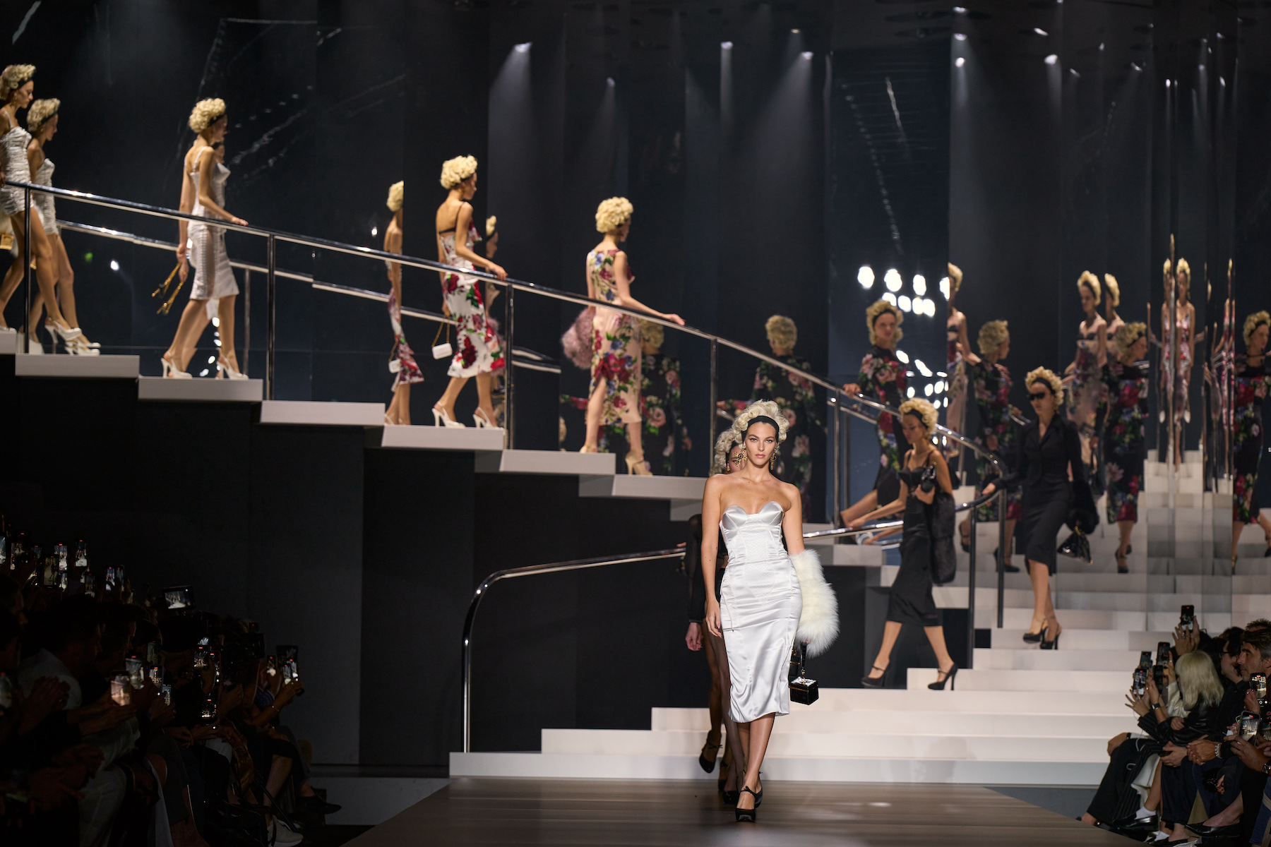 Paris Fashion Week – How Visitors Can Experience the Magic